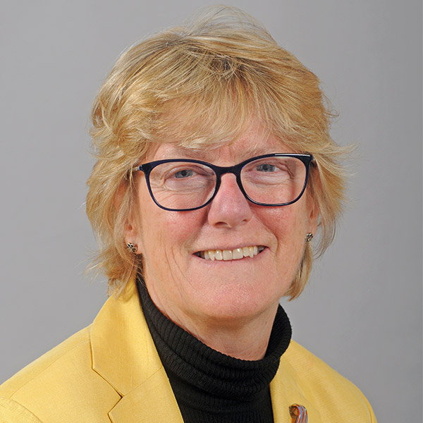 Dame Sally C. Davies headshot