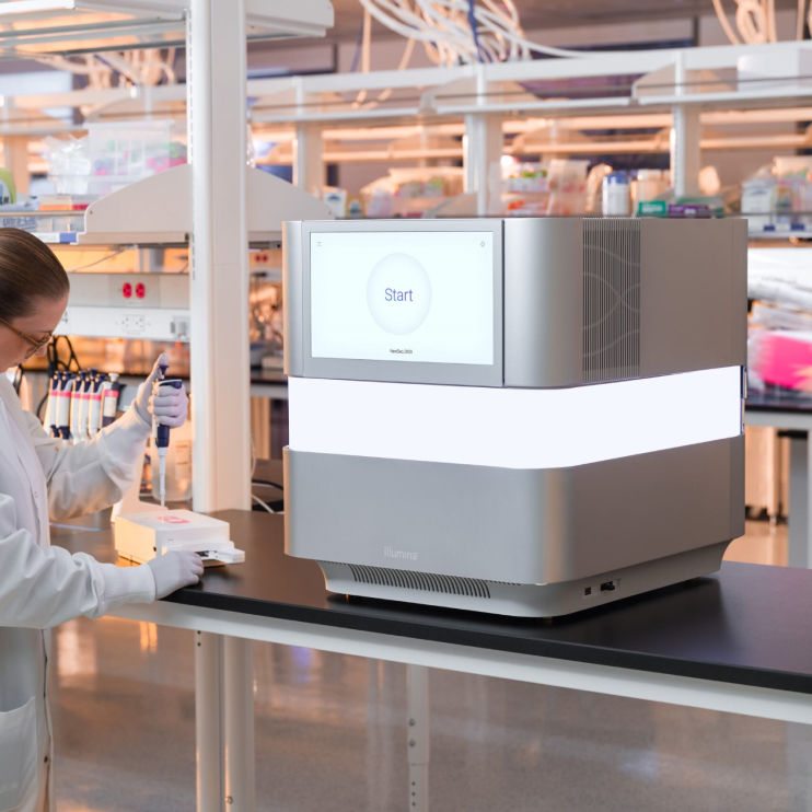 NextSeq 2000 in lab setting